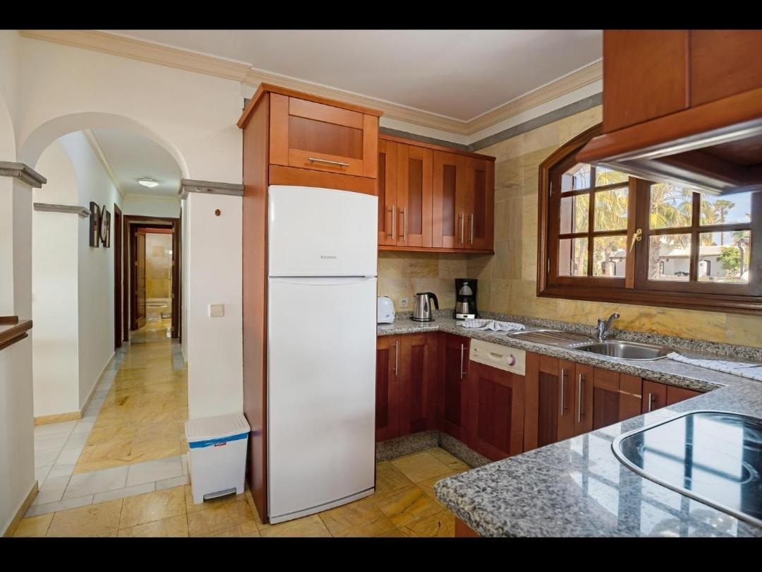 Villa Helen Playa Blanca  Buitenkant foto